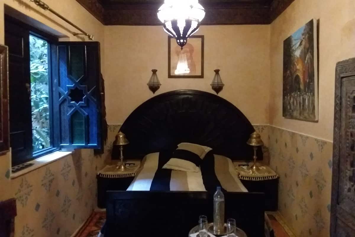 Double Room (Berber) | Minibar, desk, iron/ironing board, free WiFi
