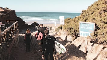 Surfing/boogieboarding