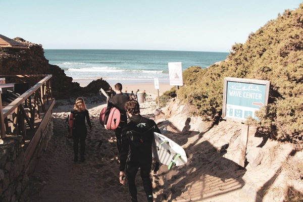 Surfing/boogie boarding