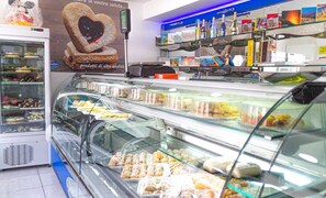 Esmorzar diari continental gratuït