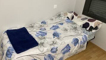 Economy kamer, gedeelde badkamer | Gratis wifi, beddengoed