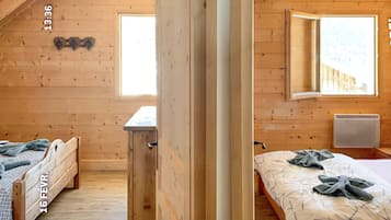 4 chambres, fer et planche à repasser