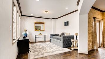 Smart TV, offices