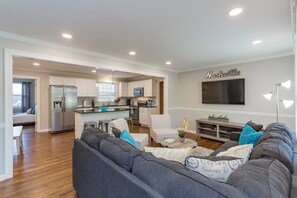 Smart-TV, peis og fotballspill