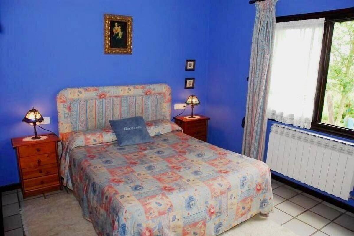 Kamar Double | Wi-Fi gratis dan seprai linen