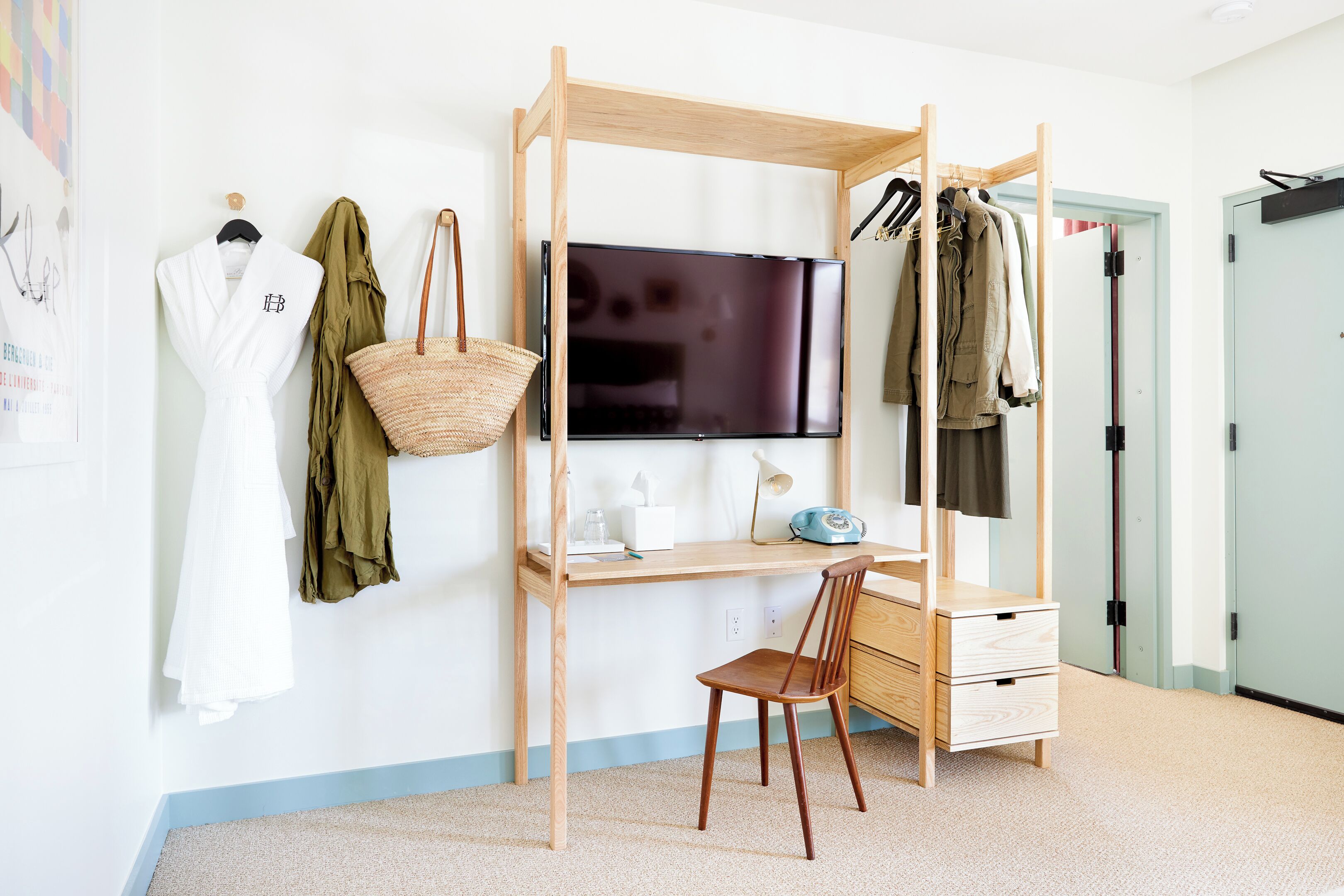 frette italian sheets, premium bedding, pillow-top beds, minibar