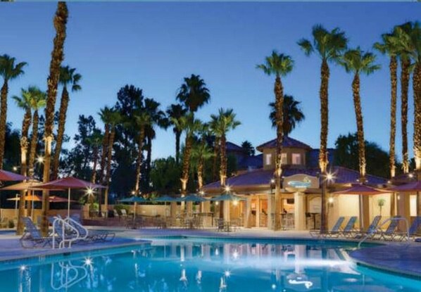 Outdoor pool, a heated pool