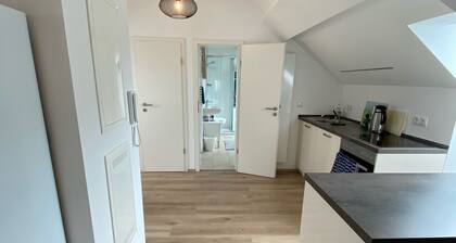 Helle 2 Zi Wohnung nähe Flughafen München