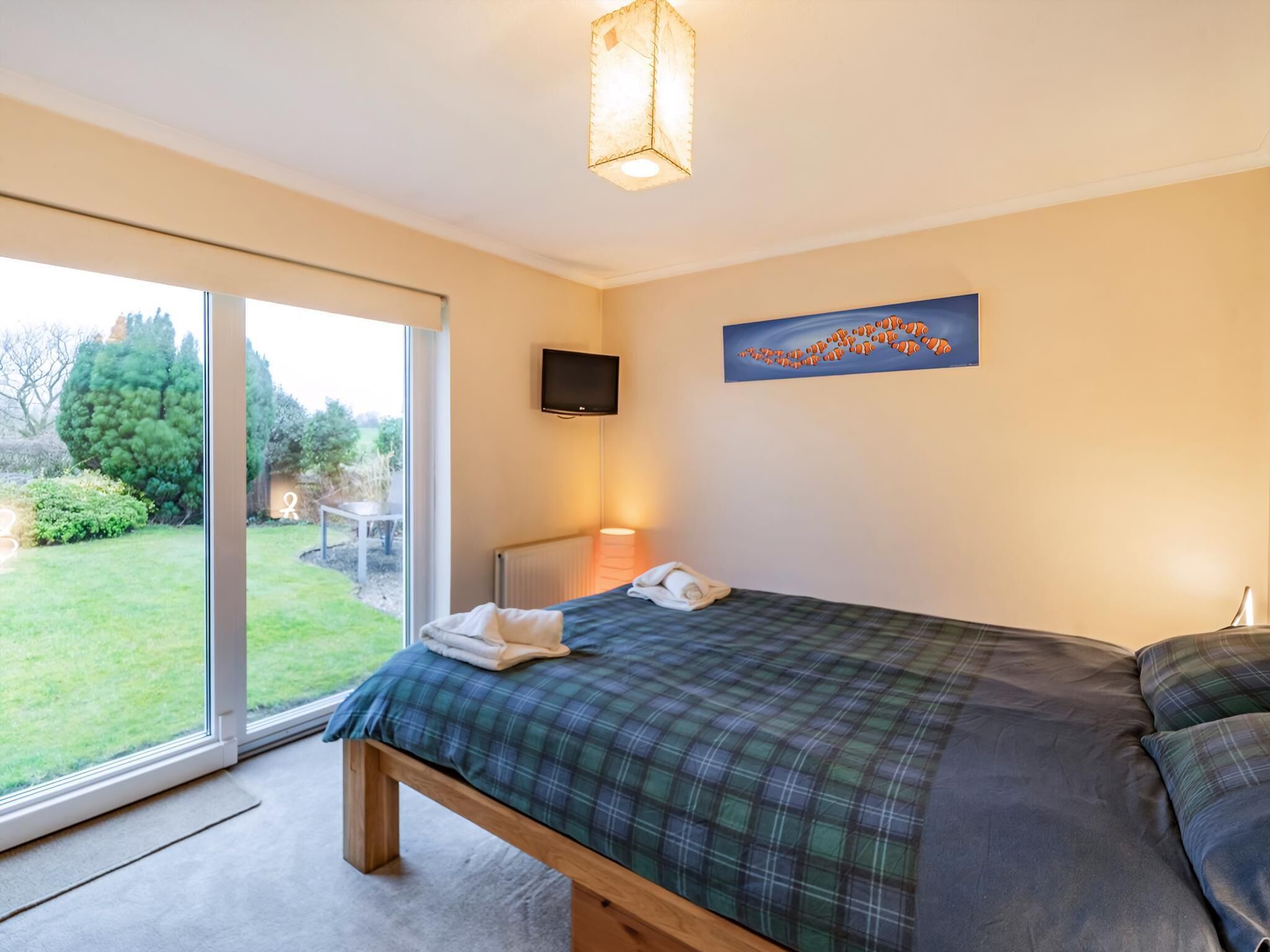 3 bedrooms, free WiFi, bed sheets