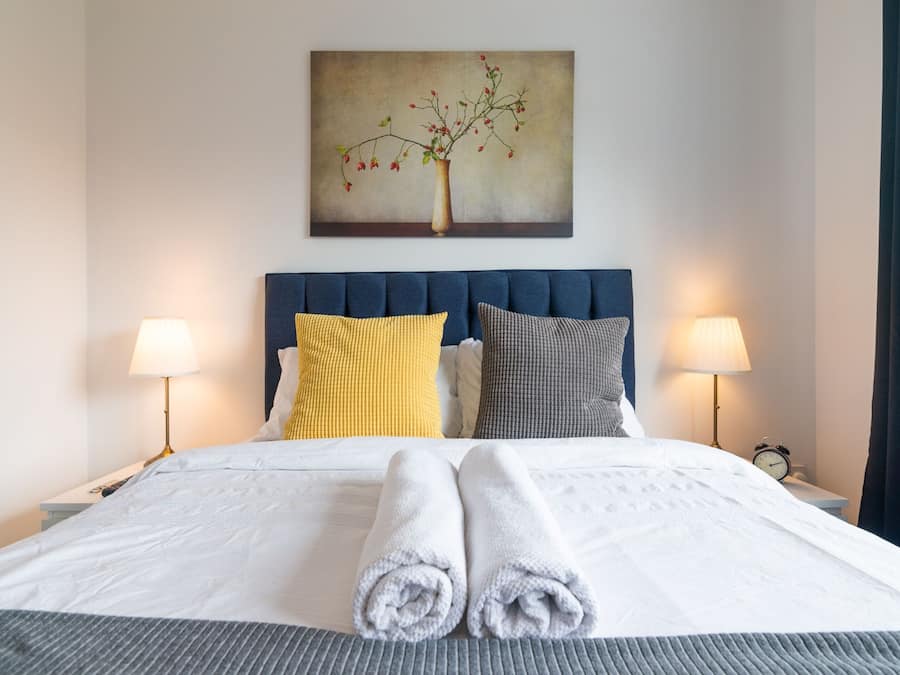 Exclusive-Haus | Hochwertige Bettwaren, Minibar, individuell dekoriert