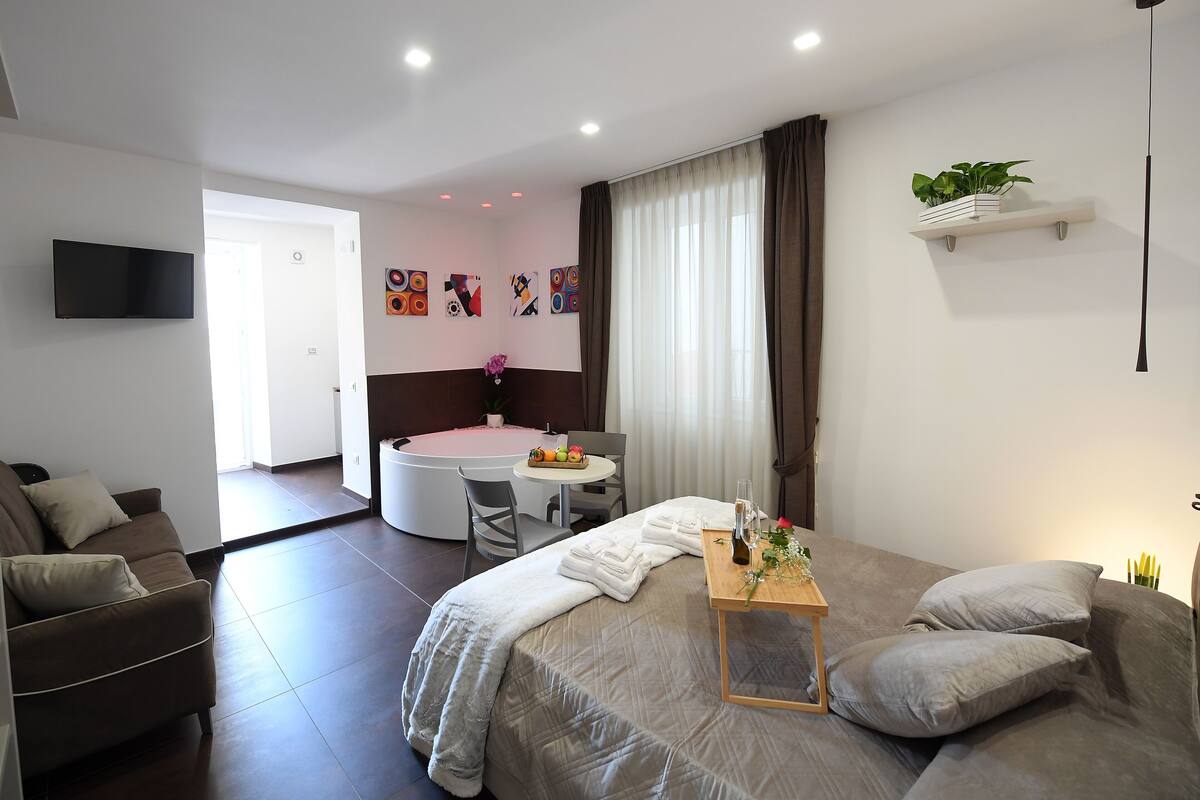 Double Room, Jetted Tub (Irene) | Hypo-allergenic bedding available, down comforters, memory foam beds