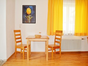 Apartment, Sauna, Bergblick (Neukirchen am Grossvenediger 01) | Ausblick vom Zimmer