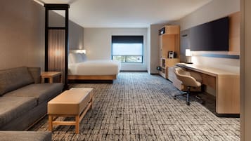 Design Room, 1 King Bed with Sofa bed, Accessible (Shower) | In-room safe, soundproofing, iron/ironing board, free WiFi