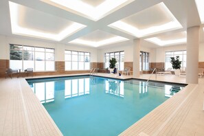 Indoor pool, pool loungers