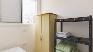 Standard Twin Room | Free WiFi
