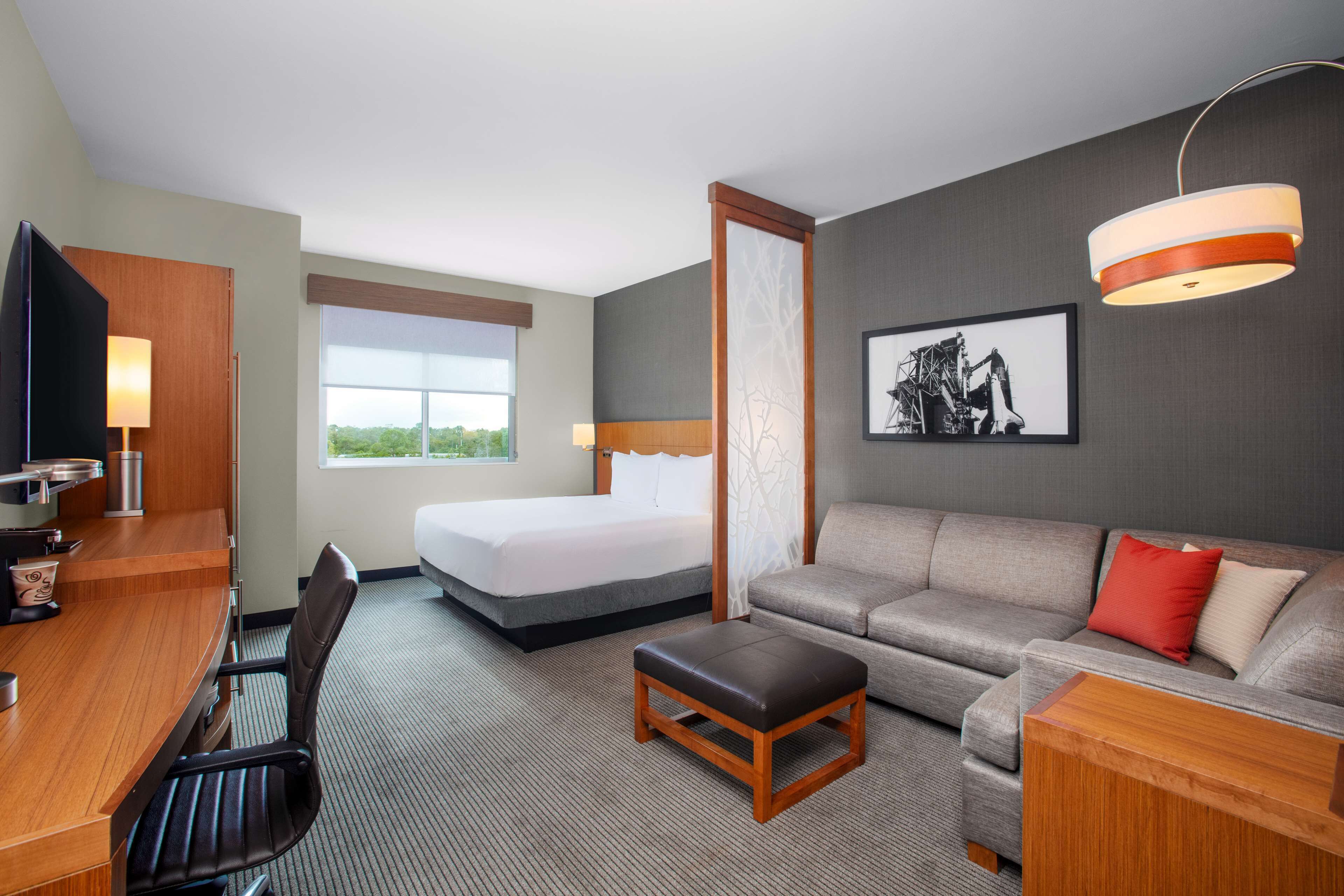 in-room safe, desk, laptop workspace, blackout curtains