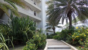 Unclassified image, 2 of 41, button - Unobstructed Ocean View - Ocean Front Condo (Sint Maarten)
