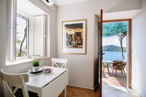 Studio, Sea View | In-room dining - Sea Pearl Apartments by DuHomes (Dubrovnik)