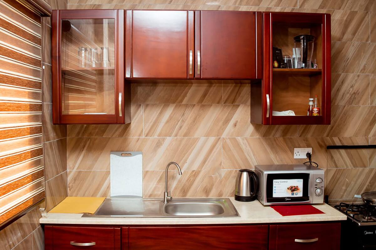 studio, 1 bedroom, non smoking, kitchenette | private kitchen | electric kettle, paper towels