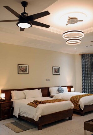 Double or Twin Room | Soundproofing, iron/ironing board, free WiFi, bed sheets - Cocktail and Dreams Hotel (Accra)