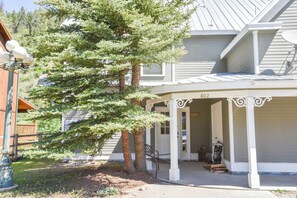 Exterior - Peaceful Rivers Edge on Tenderfoot with High Speed Wifi (Red River)