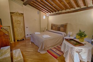 Luxe maisonnette, en-suite badkamer, uitzicht op de stad (Roof Top Altana) | 1 slaapkamer