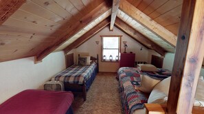 3 bedrooms, free WiFi, bed sheets