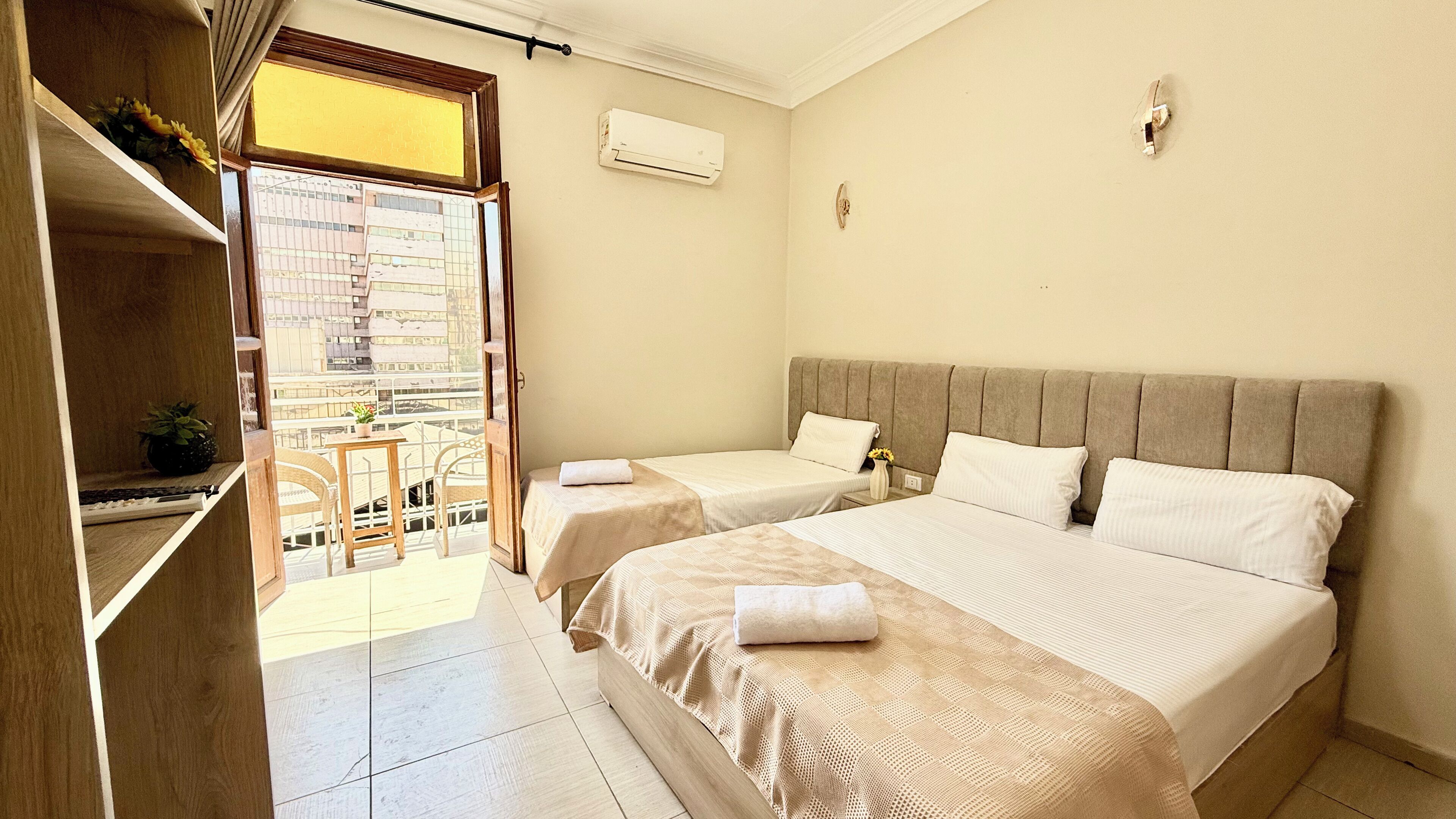 Deluxe kamer | Lakens van Egyptisch katoen, luxe beddengoed, geluiddichte muren