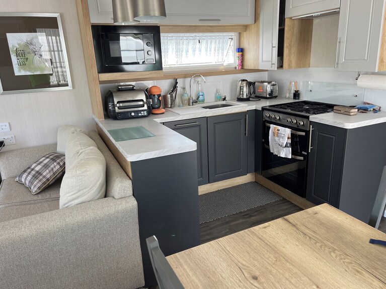 3 Bed Static Caravan 12ftx38ft Nr. Beach & Pool. New Adventure Land Wrap Decking - Norfolk