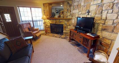 Flagg Mountain #7 Townhouse
