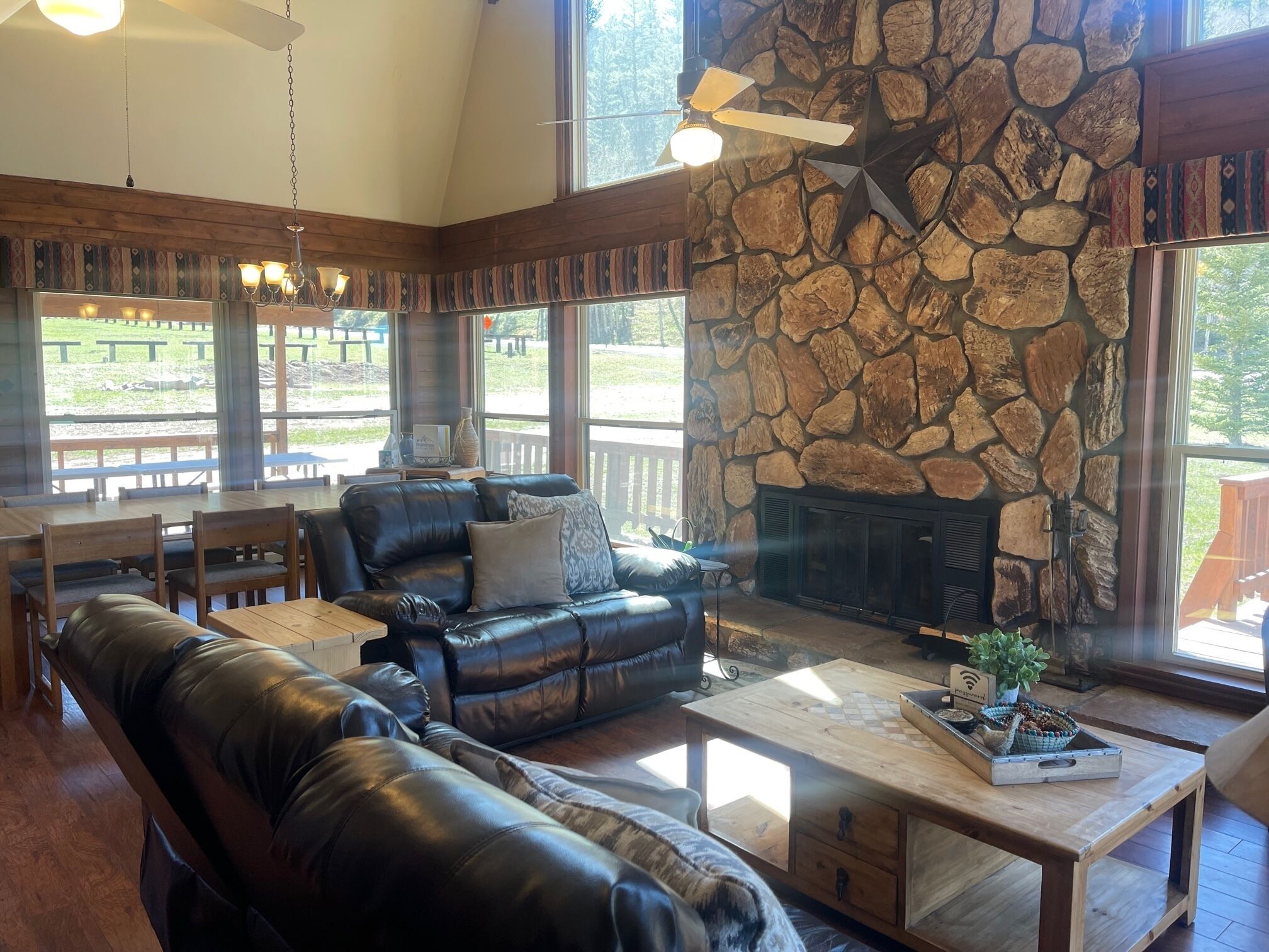 TV, fireplace, DVD player