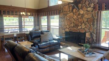 TV, fireplace, DVD player