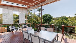 Outdoor dining - 20 Ray Street, Sunshine Beach (Sunshine Beach)