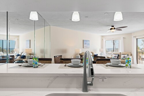 Bridgeport Condo 209 · Private Lanai