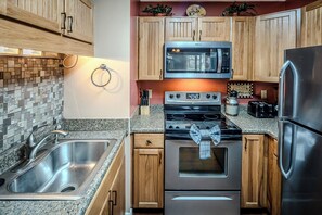 Fridge, microwave, oven, dishwasher