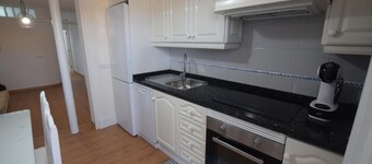 El Médano apartment, central and near the sea.