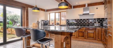 Oven, dishwasher, freezer
