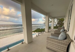 Property grounds - CORAL VISTA - Infinity Pool, Arcade, Theater, Private Cabana (North Side)