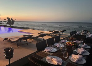 Outdoor dining - CORAL VISTA - Infinity Pool, Arcade, Theater, Private Cabana (North Side)