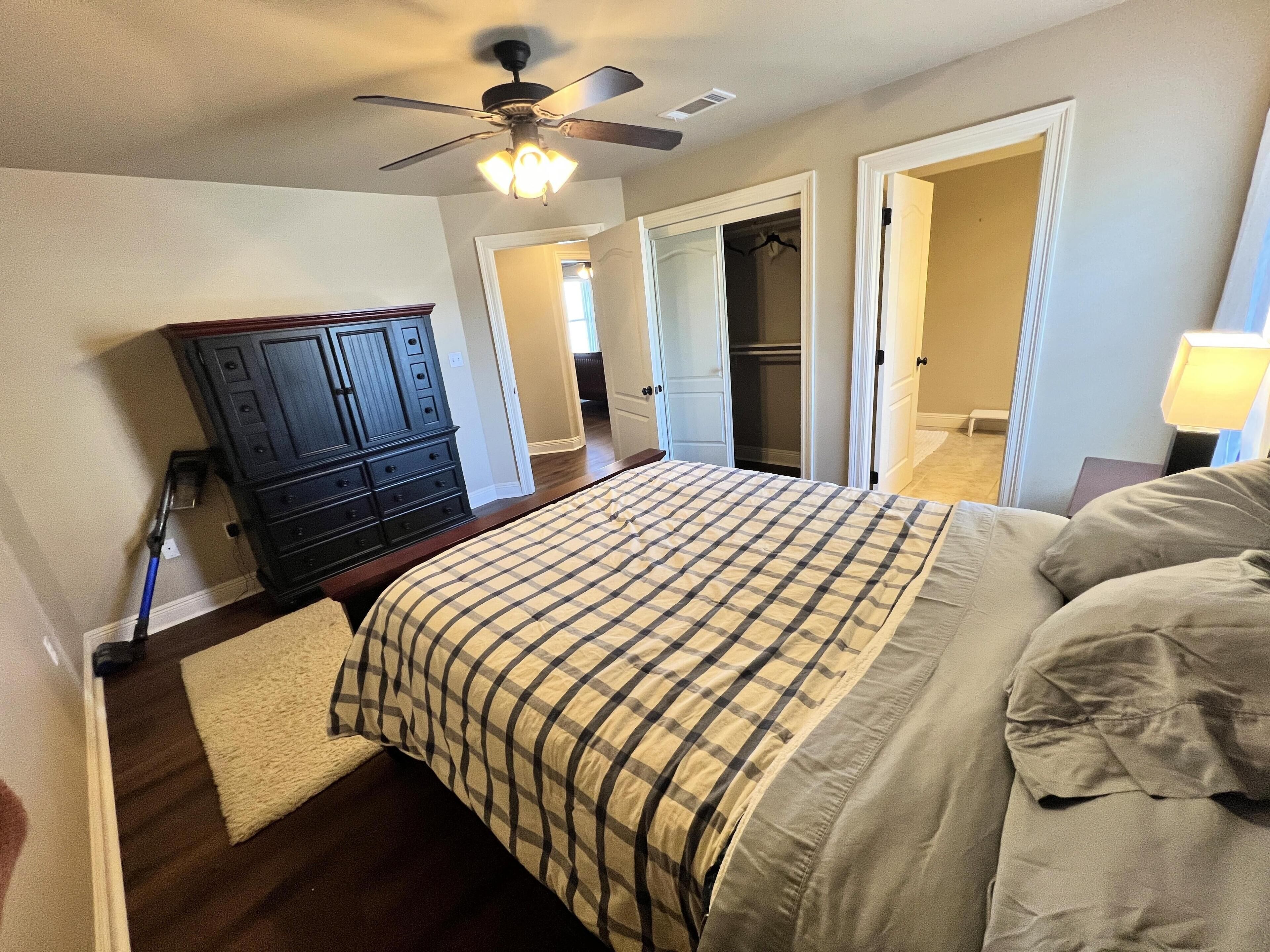 3 bedrooms, iron/ironing board, travel crib, free WiFi