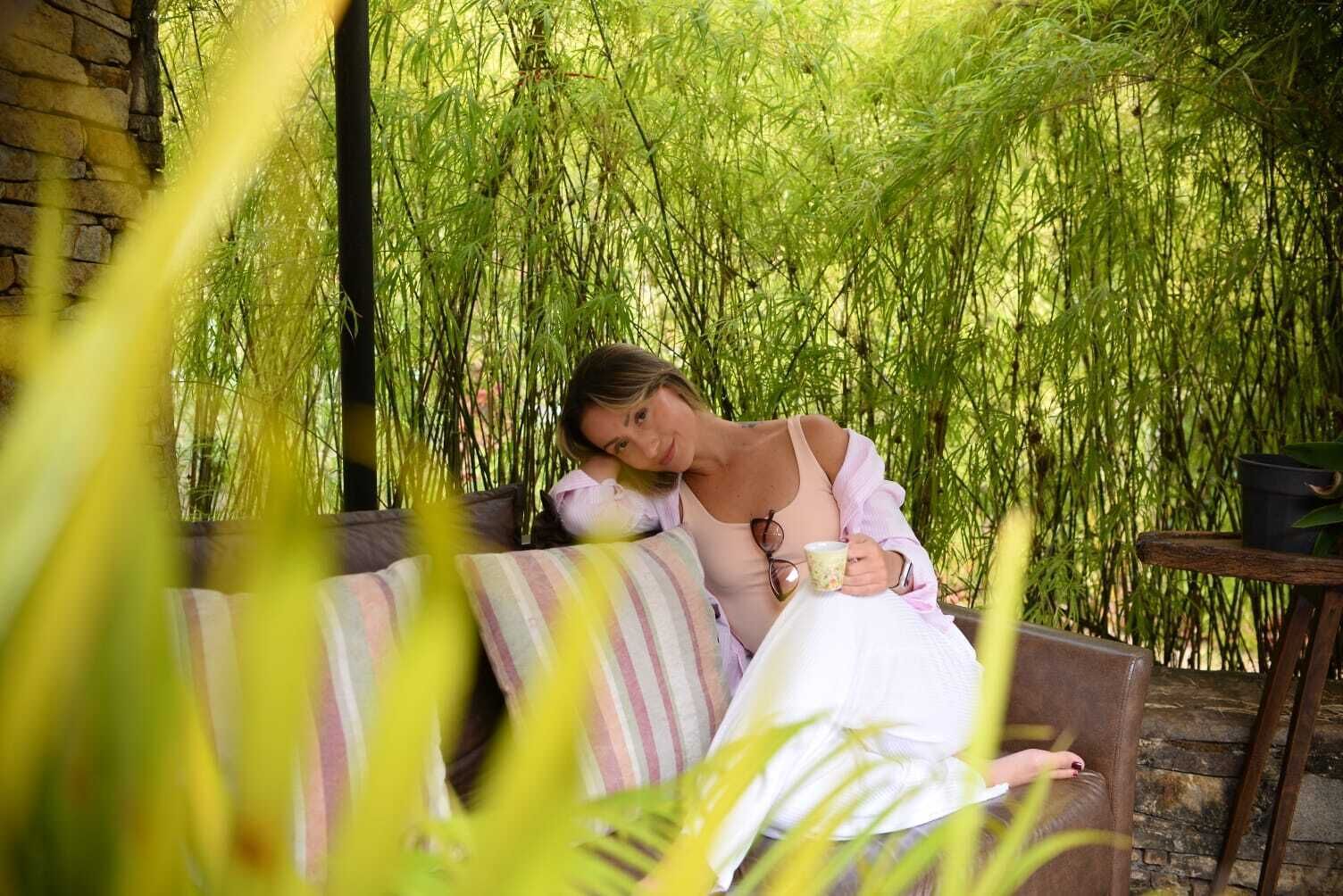 TV de tela plana 32 polegadas com canais a cabo, TV