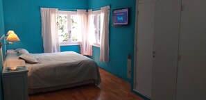 2 quartos, Wi-Fi, roupa de cama, acesso para cadeiras de rodas