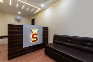 Lobby - OYO Flagship 41366 Hotel S Pride Sector A (Indore)