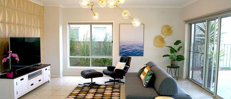 Ferienhaus, 6 Schlafzimmer | Wohnbereich | Smart-TV