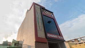 Exterior - OYO Flagship 45850 Vishwanath Palace (Lucknow)
