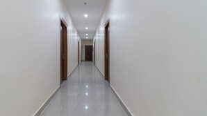 Interior - OYO Flagship 45850 Vishwanath Palace (Lucknow)