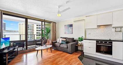 Charming Escape, Central Location