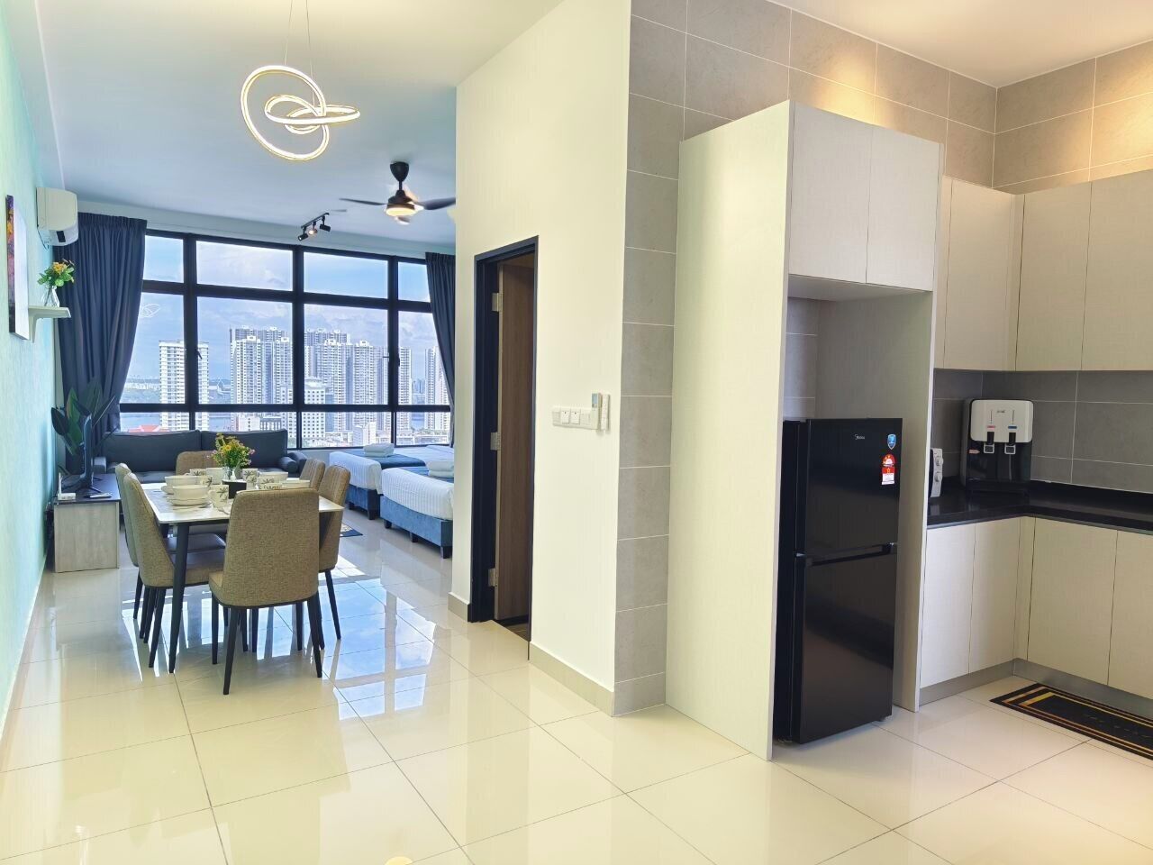 city studio suite | 1 bedroom, blackout curtains, iron/ironing board, free wifi