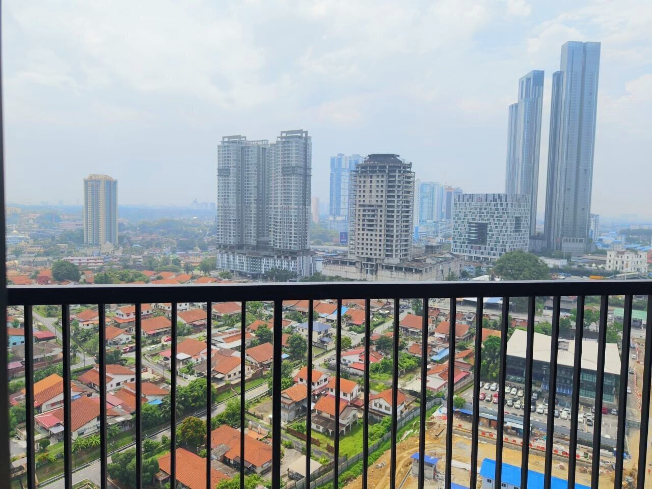 family apartment | 1 bedroom, blackout curtains, iron/ironing board, free wifi