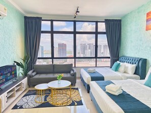 City Studio Suite | Blackout drapes, iron/ironing board, free WiFi, bed sheets - Twin Tower Johor Bahru by Glex (Johor Bahru)